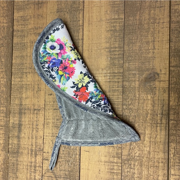 🎁3/$30 New Norwex Double Sided dust mitt and window cloth - Picture 1 of 3